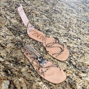 Zara Women's Beige and Black Strappy Sandals